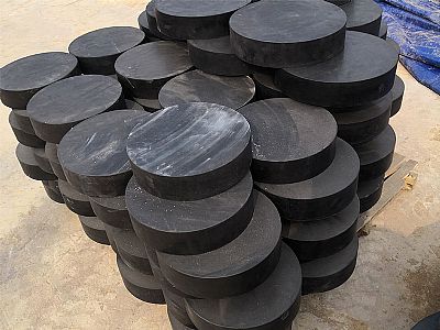 渠县板式橡胶支座由若干层橡胶片与薄钢板经加压硫化